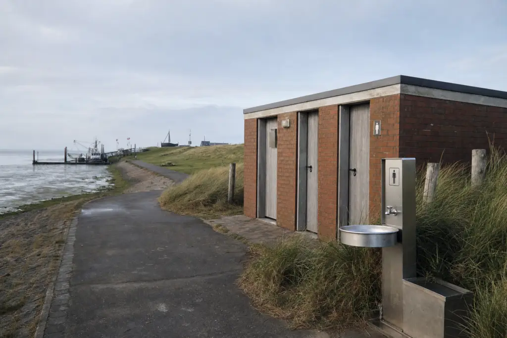 Toiletten & Trinkwasser an der Wurster Nordseeküste